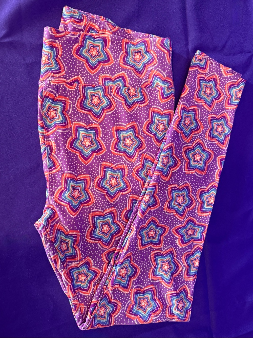 NWOT LuLaRoe Women’s Tall and Curvy TC Leggings Purple, Pink, Blue Flower Print